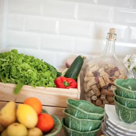 The Black Kitten Ii * Caldas Da Rainha